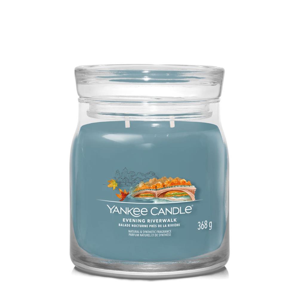 Yankee Candle Evening Riverwalk Medium Jar £14.99